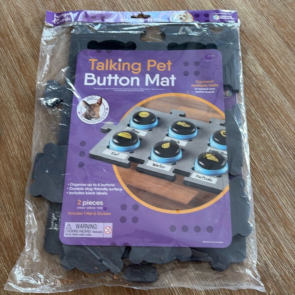 NEW Hunger For Words Talking Pet Button Mat